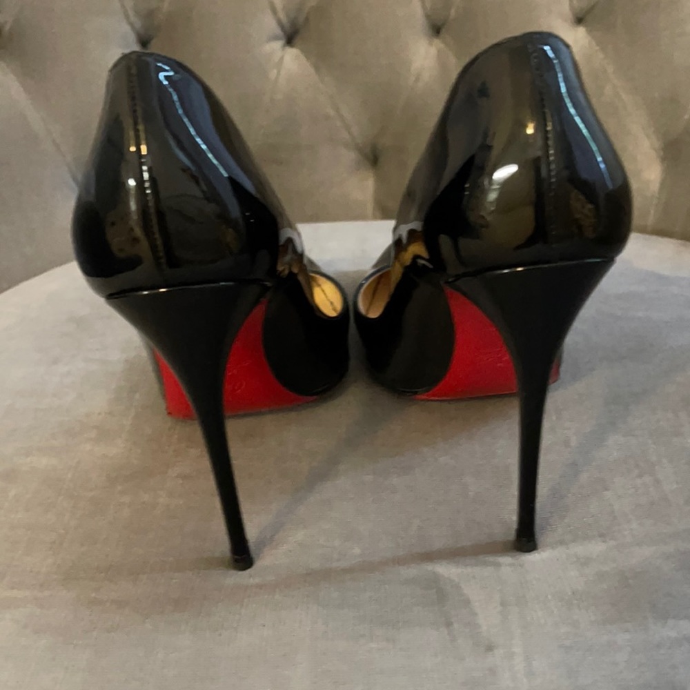 Christian louboutin so Kate